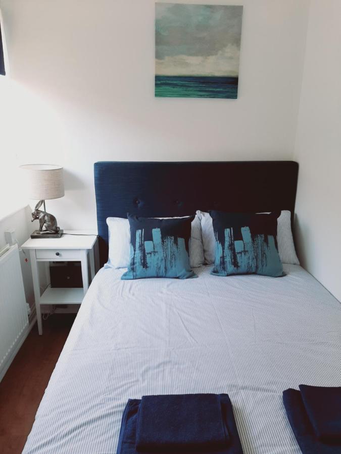 Cosy 1 Bedroom Apartment In The Heart Of 랜디드노 외부 사진