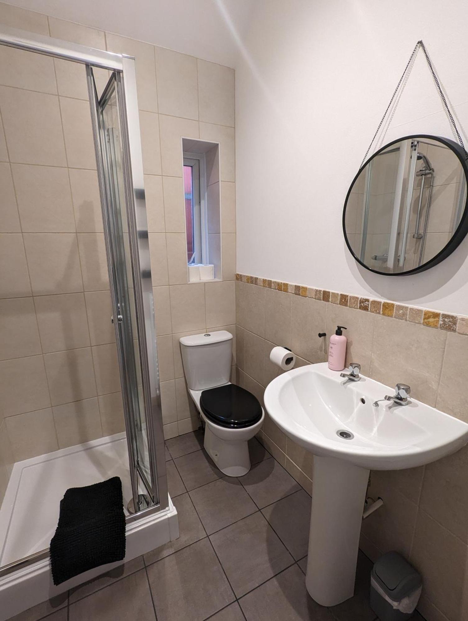 Cosy 1 Bedroom Apartment In The Heart Of 랜디드노 외부 사진