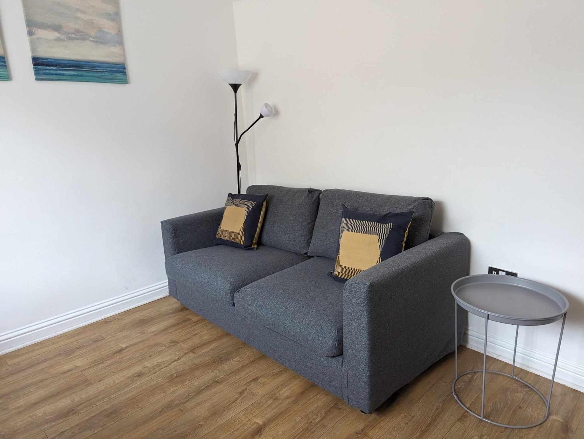 Cosy 1 Bedroom Apartment In The Heart Of 랜디드노 외부 사진